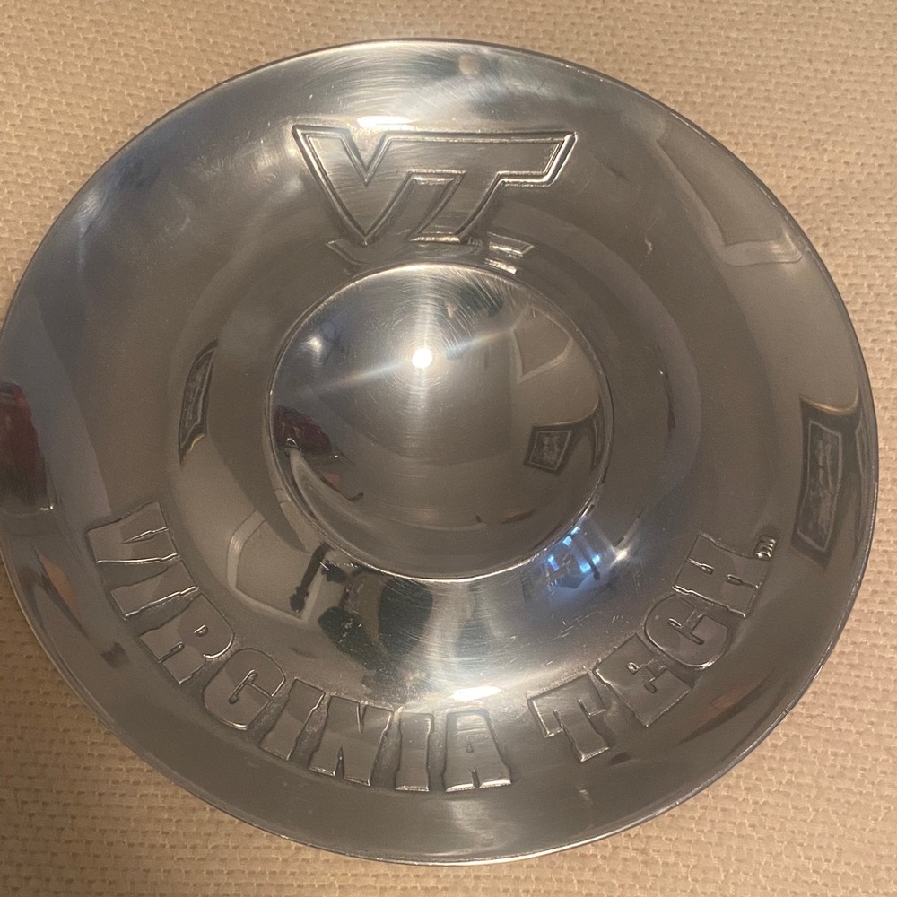Wilton Armetale Virginia Tech chip & dip Bowl